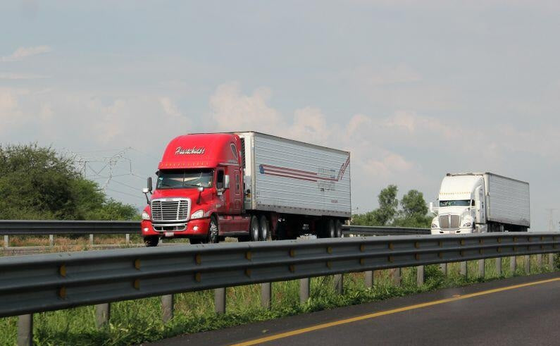 Streamlining U.S.-Mexico Transport: What Is Cross-Border Shipping?